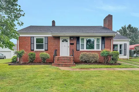 110 Montview Ave, Rocky Mount, VA 24151