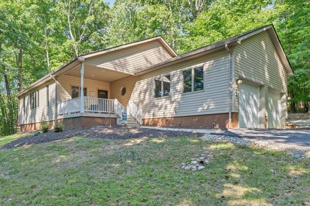 109 Creeden Dr, Moneta, VA 24121