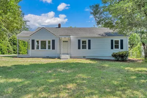 5609 Franklin St, Ferrum, VA 24088