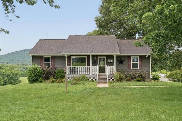 1911 Von Roy Rd, Bedford, VA 24523