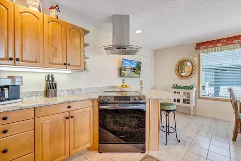Kitchen - 2810 Waters Edge Dr, Penhook, VA 24137 photo 11 of 11