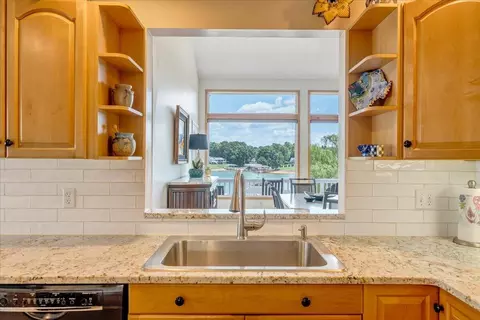 Kitchen - 2810 Waters Edge Dr, Penhook, VA 24137 photo 7 of 11