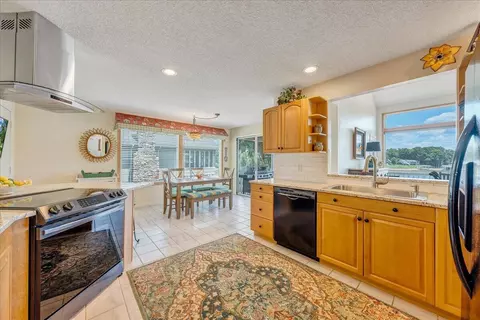 Kitchen - 2810 Waters Edge Dr, Penhook, VA 24137 photo 8 of 11