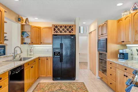 Kitchen - 2810 Waters Edge Dr, Penhook, VA 24137 photo 4 of 11