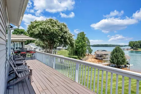 Exterior - 2810 Waters Edge Dr, Penhook, VA 24137 photo 11 of 30