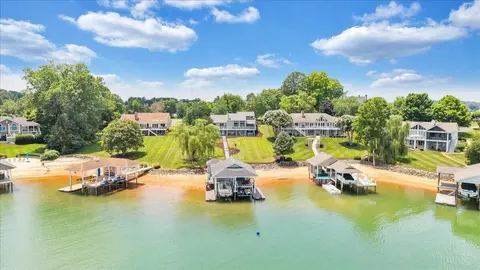 View/Area - 2810 Waters Edge Dr, Penhook, VA 24137 photo 2 of 14