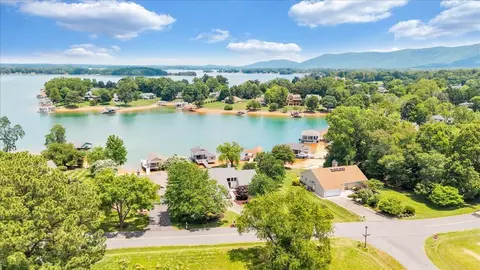 View/Area - 2810 Waters Edge Dr, Penhook, VA 24137 photo 13 of 14