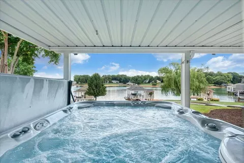 Exterior - 2810 Waters Edge Dr, Penhook, VA 24137 photo 16 of 30
