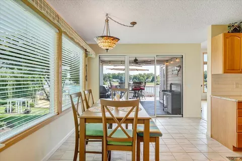 Dining - 2810 Waters Edge Dr, Penhook, VA 24137 photo 15 of 19