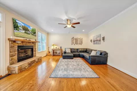 5177 Arrowhead Trl, Salem, VA 24153 photo 9
