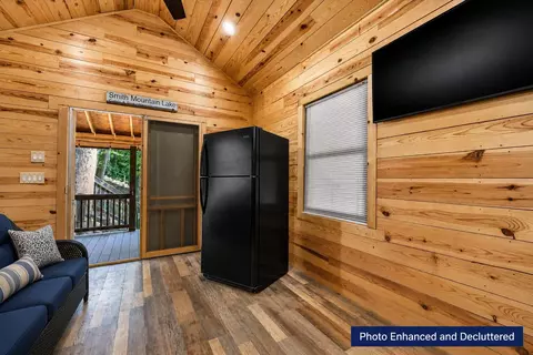208 Munsons Rd, Penhook, VA 24137 photo 9