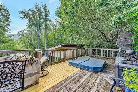 208 Munsons Rd, Penhook, VA 24137 photo 34