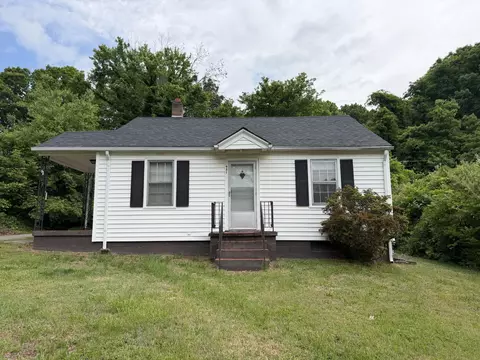 931 Myrtle Rd, Martinsville, VA 24112