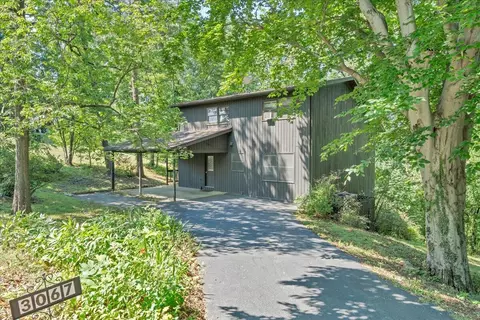 3067 Green Hill Dr, Salem, VA 24153