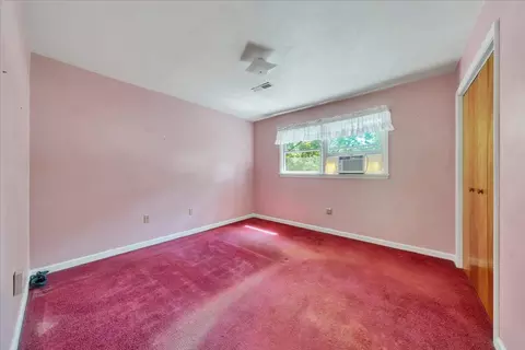 Bedroom - 3067 Green Hill Dr, Salem, VA 24153 photo 1 of 3