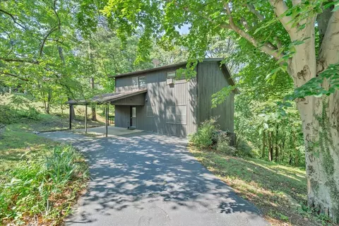 Exterior - 3067 Green Hill Dr, Salem, VA 24153 photo 14 of 14