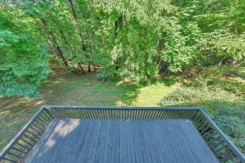 Exterior - 3067 Green Hill Dr, Salem, VA 24153 photo 5 of 14