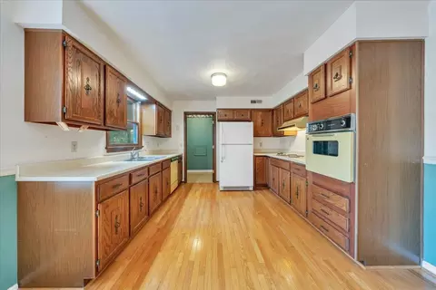 Kitchen - 3067 Green Hill Dr, Salem, VA 24153 photo 2 of 2