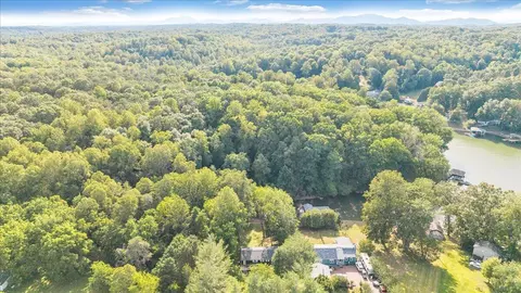 View/Area - 3003 Northridge Rd, Hardy, VA 24101 photo 2 of 7