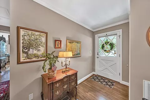 Entry Way - 2601 Cornwallis Ave SE, Roanoke, VA 24014 photo 1 of 2