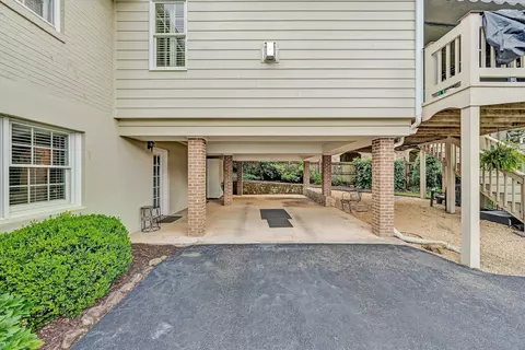 Exterior - 2601 Cornwallis Ave SE, Roanoke, VA 24014 photo 8 of 15