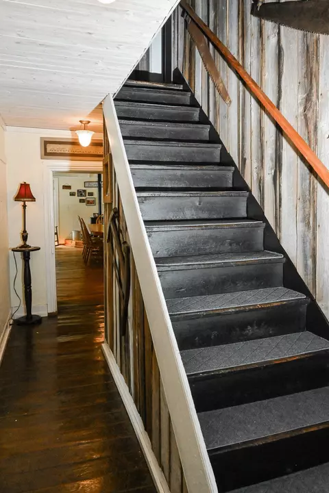 Entry Way - 4407 Rich Patch Rd, Covington, VA 24426 photo 2 of 3