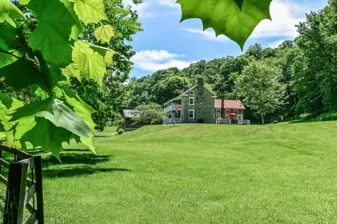 Exterior - 4407 Rich Patch Rd, Covington, VA 24426 photo 9 of 28