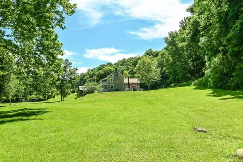 Exterior - 4407 Rich Patch Rd, Covington, VA 24426 photo 10 of 28