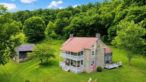 4407 Rich Patch Rd, Covington, VA 24426