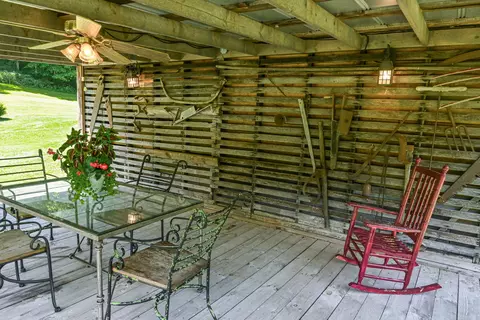 Exterior - 4407 Rich Patch Rd, Covington, VA 24426 photo 26 of 28