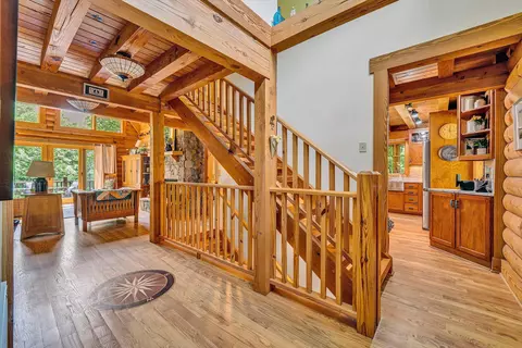 Entry Way - 1633 Sawmill Rd, Ferrum, VA 24088 photo 2 of 7