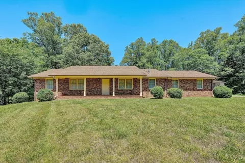 111 Pleasure Point Dr, Goodview, VA 24095