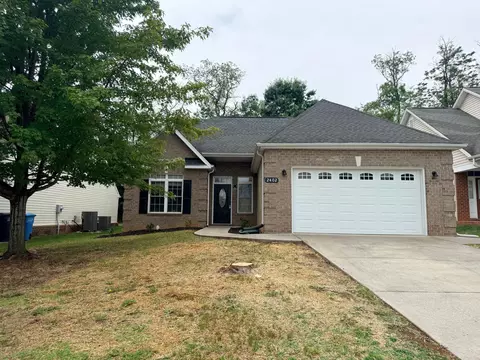 2402 Willow Walk Rd NW, Roanoke, VA 24017