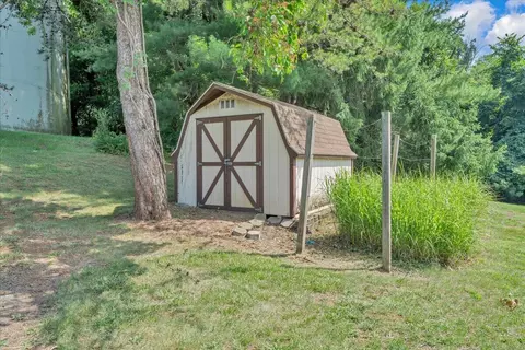 201 Long Ave, Covington, VA 24426 photo 28
