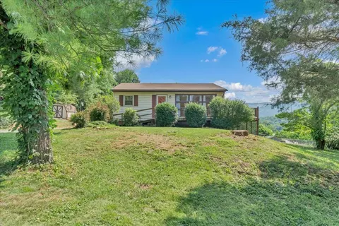 201 Long Ave, Covington, VA 24426 photo 39