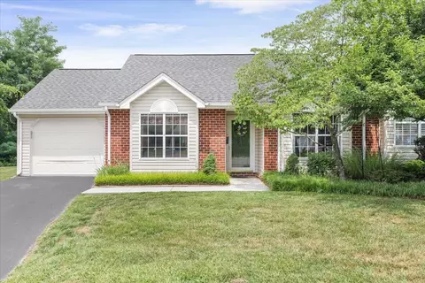 6965 Black Walnut Ct, Roanoke, VA 24019