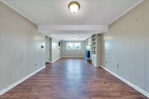 Living - 866 Peyton St, Roanoke, VA 24019 photo 4 of 7