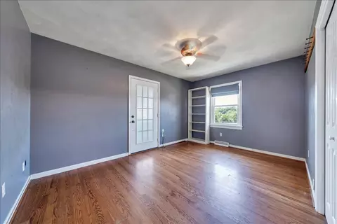 Bedroom - 866 Peyton St, Roanoke, VA 24019 photo 2 of 7