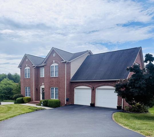 2830 Mystique Ct, Roanoke, VA 24012