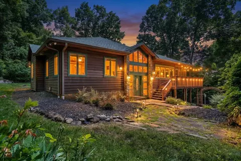 1272 Stoney Way, Bedford, VA 24523