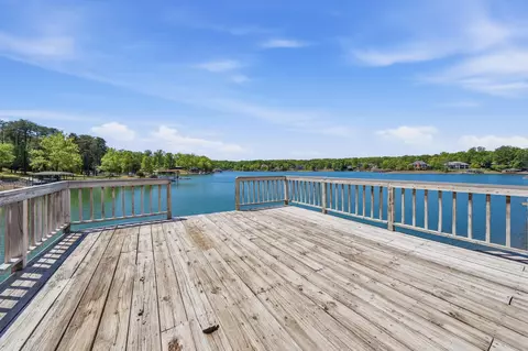View/Area - 337 Emerald Pt, Penhook, VA 24137 photo 6 of 11