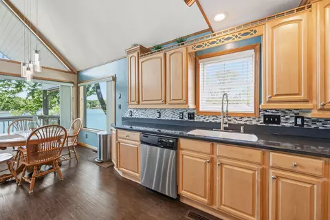 Kitchen - 337 Emerald Pt, Penhook, VA 24137 photo 2 of 5
