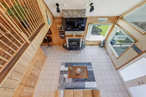 Living - 337 Emerald Pt, Penhook, VA 24137 photo 4 of 6
