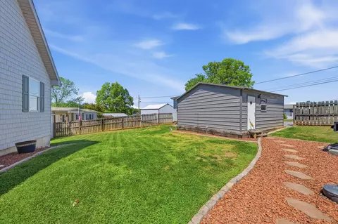 Exterior - 337 Emerald Pt, Penhook, VA 24137 photo 13 of 15