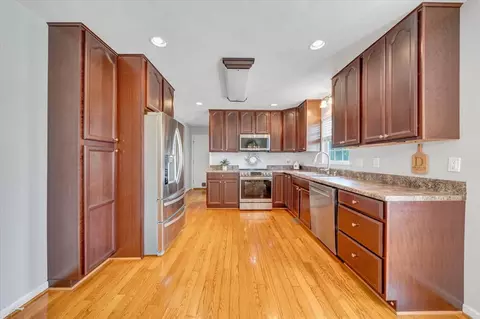 Kitchen - 1138 Fallview Dr, Vinton, VA 24179 photo 2 of 5
