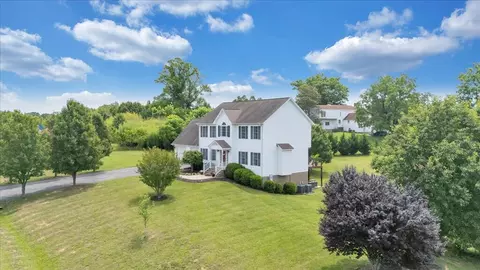 View/Area - 1138 Fallview Dr, Vinton, VA 24179 photo 1 of 9