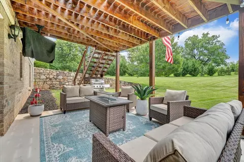 Exterior - 1138 Fallview Dr, Vinton, VA 24179 photo 5 of 10