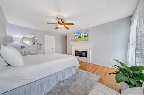 Bedroom - 1138 Fallview Dr, Vinton, VA 24179 photo 3 of 3