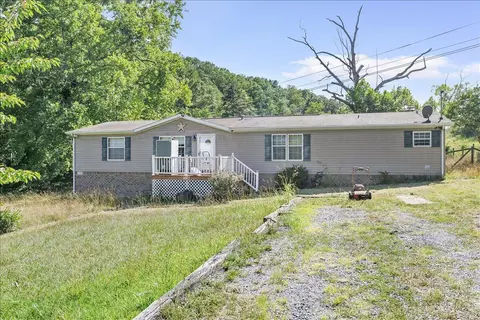 12846 W Lynchburg Salem Tpke, Blue Ridge, VA 24064