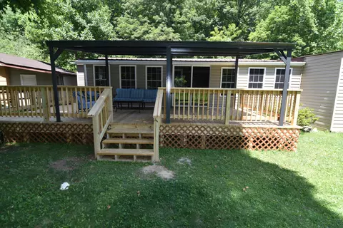 326 Rogers Rd, Covington, VA 24426 photo 2